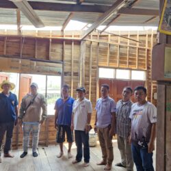 ลงพื้นที่สำรวจบ้านเรือนที่ได้รับความเสียหายจากพายุฤดูร้อน ฝนฟ้าคะนอง และลมกรรโชกแรง