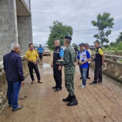 ลงพื้นที่ติดตามสถานการณ์น้ำในพื้นที่