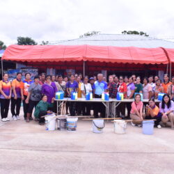 พิธีเปิดโครงการส่งเสริมและพัฒนาการผลิตตามแนวทางเศรษฐกิจพอเพียง ประจำปีงบประมาณ พ.ศ. 2568 (กิจกรรมทำน้ำยาล้างจานสูตรเข้มข้น, กิจกรรมทำน้ำยาซักผ้าสูตรขจัดคราบสูตรโอโม่, กิจกรรมทำน้ำยาถูพื้น)