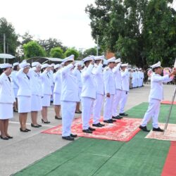 พิธีวางพวงมาลา เบื้องหน้าพระบรมราชานุสาวรีย์พระบาทสมเด็จพระจุลจอมเกล้าเจ้าอยู่หัว เพื่อน้อมรำลึกในพระมหากรุณาธิคุณเนื่องในวันคล้ายวันสวรรคตพระบาทสมเด็จพระจุลจอมเกล้าเจ้าอยู่หัว รัชกาลที่ 5