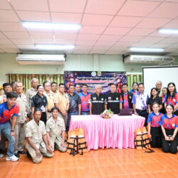 พิธีเปิดโครงการฝึกอบรมเพิ่มประสิทธิภาพสมาชิกอาสาสมัครป้องกันภัยฝ่ายพลเรือน (อปพร.) สังกัด อบต.พญาแมน ประจำปี 2569